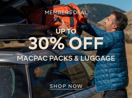 stores to buy women s backpacks auckland Macpac Queen Street